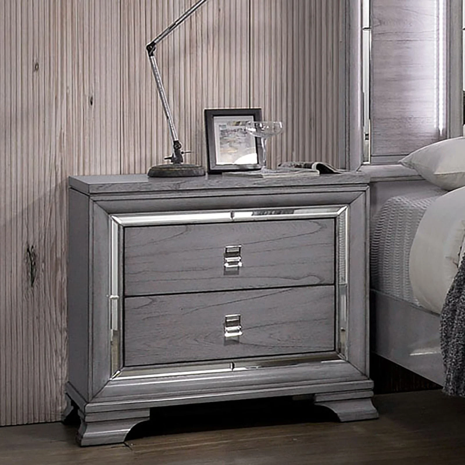 Alanis Light Gray 5 Pc. Queen Bedroom Set w/ Chest - Image 7