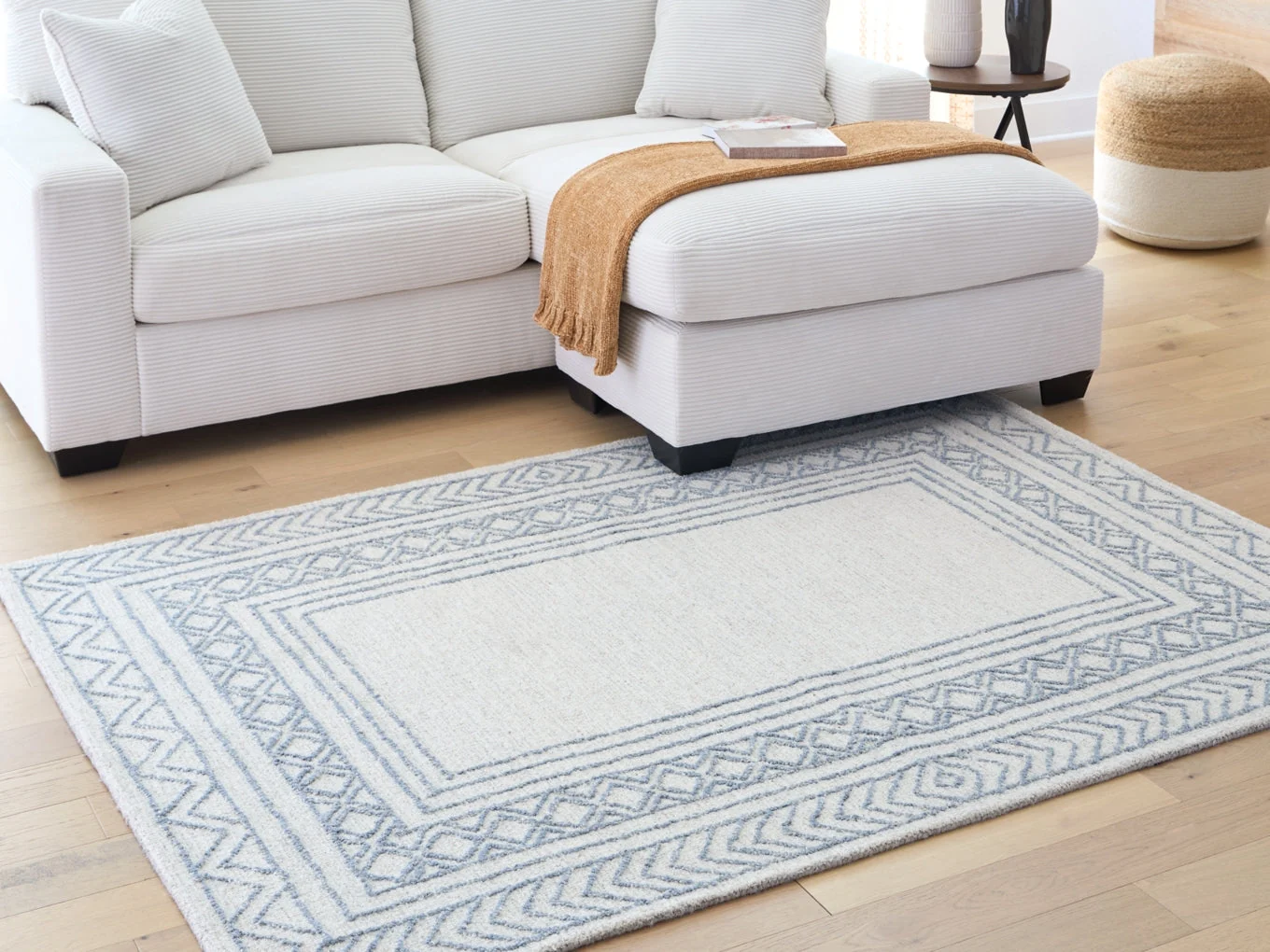 Azelhurst Rug - Image 4