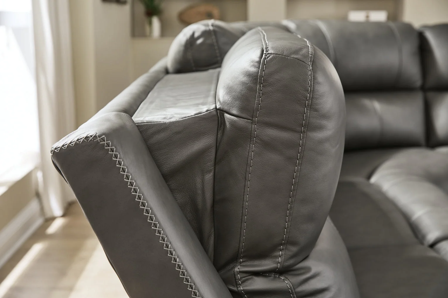 Beryton 5-Piece Power Reclining Sectional - Image 5