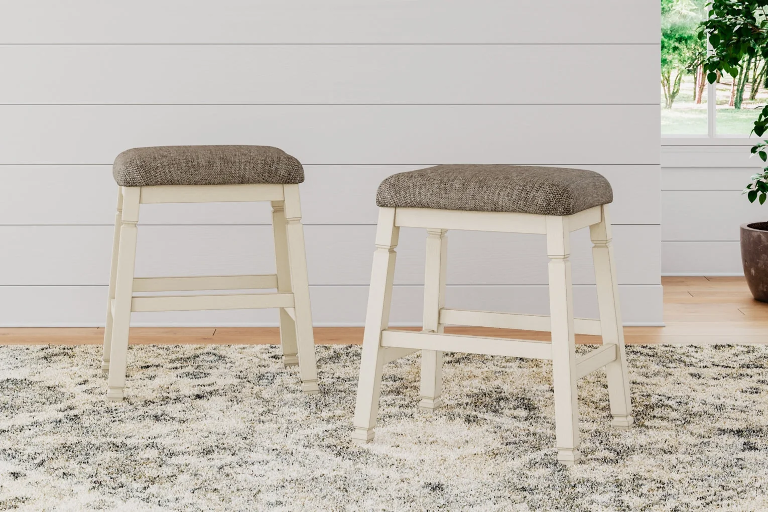 Bolanburg Upholstered - Image 4
