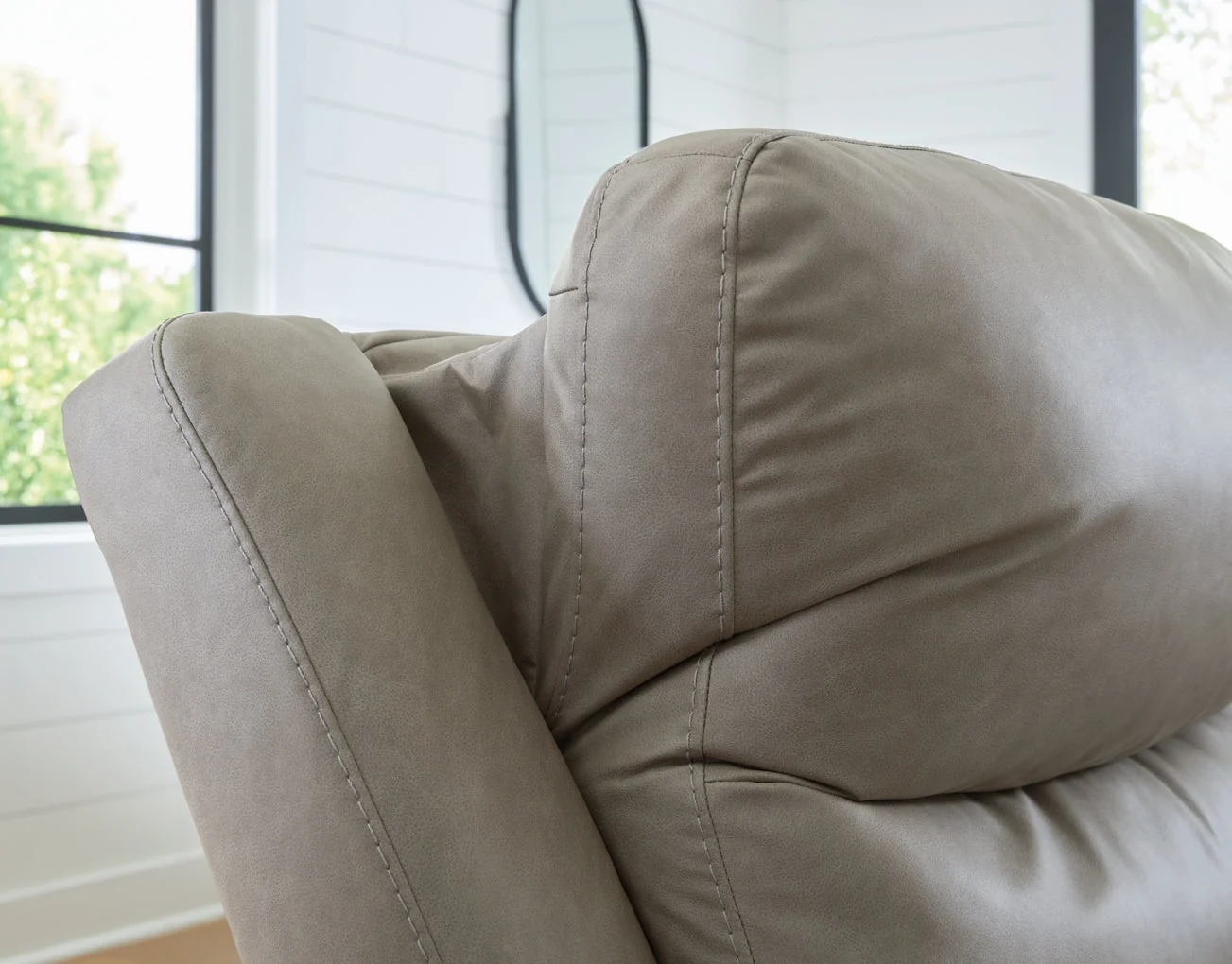 Brannigan 2-Piece Reclining Loveseat - Image 4