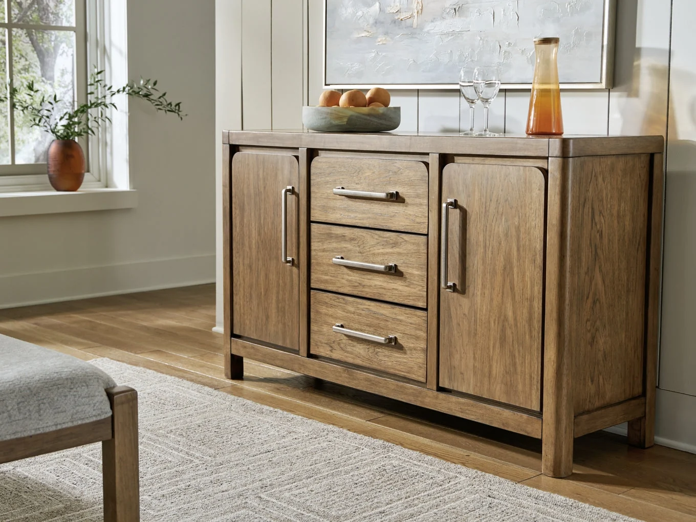 Cabalynn Dining Room Server - Image 2
