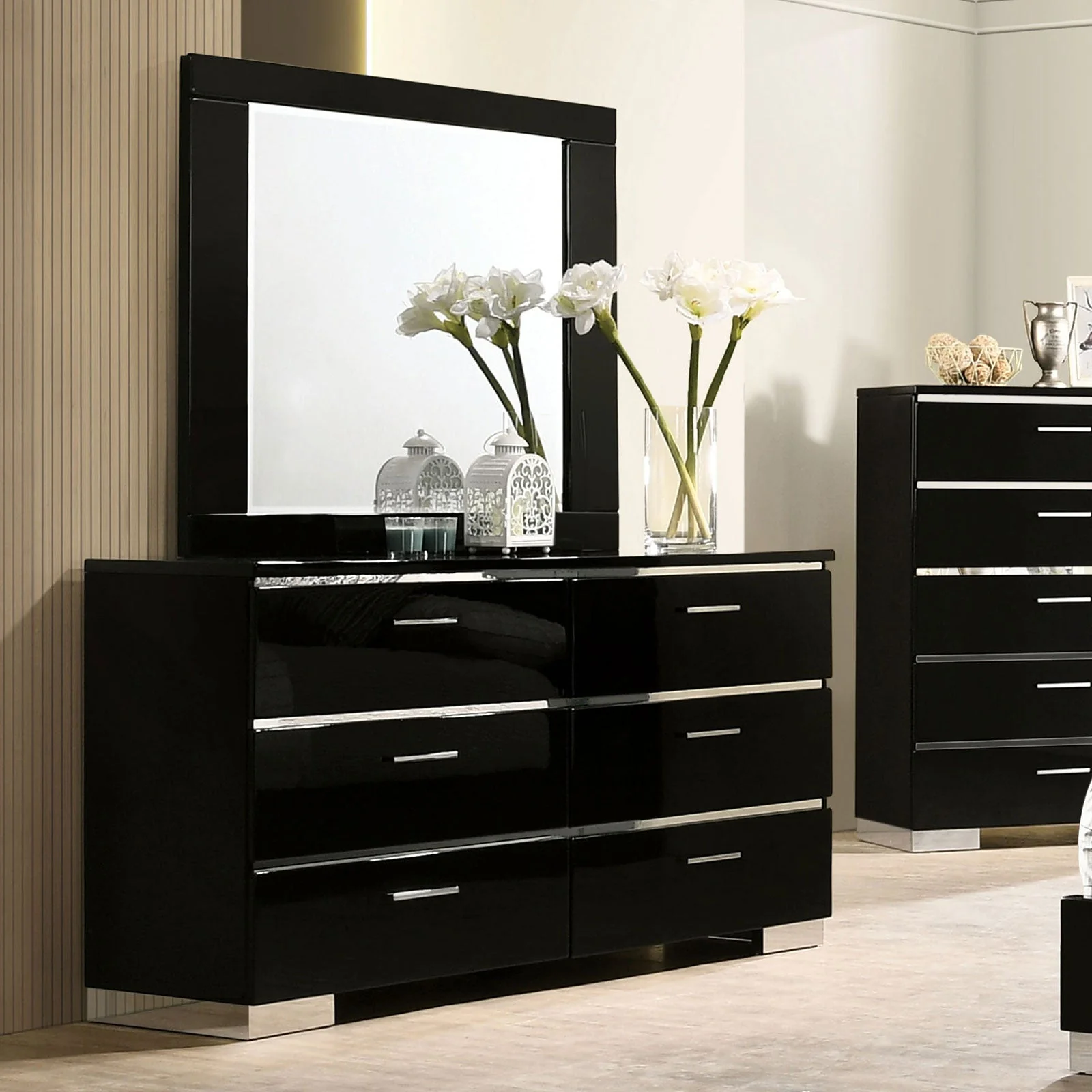Carlie Black/Chrome 4 Pc. Queen Bedroom Set - Image 6