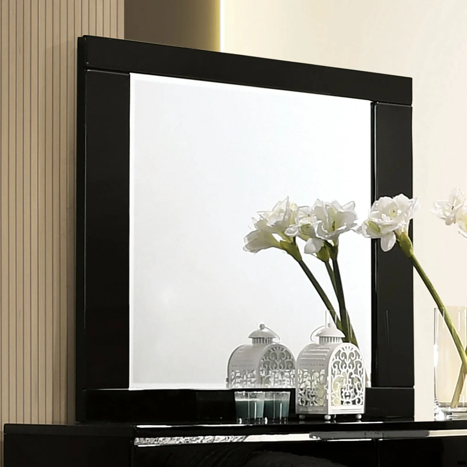 Carlie Black/Chrome 4 Pc. Queen Bedroom Set - Image 8