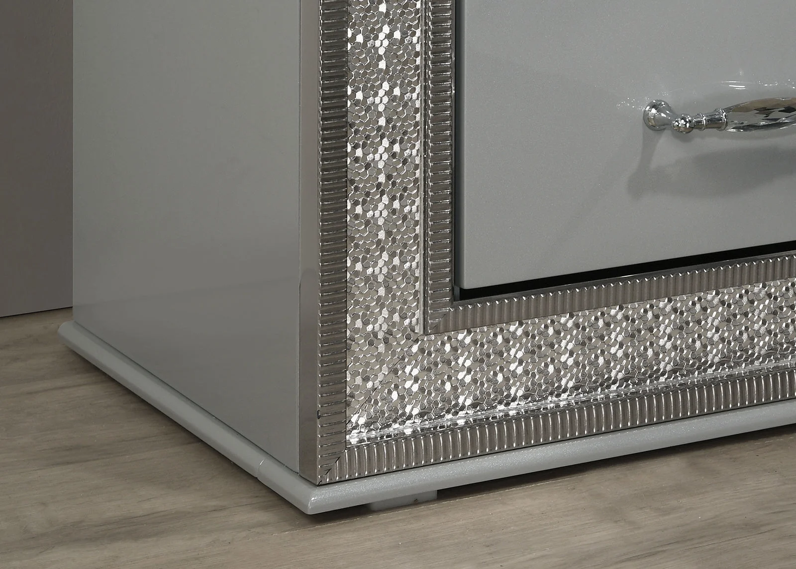 Cassiopeia Metallic Gray Nightstand - Image 3