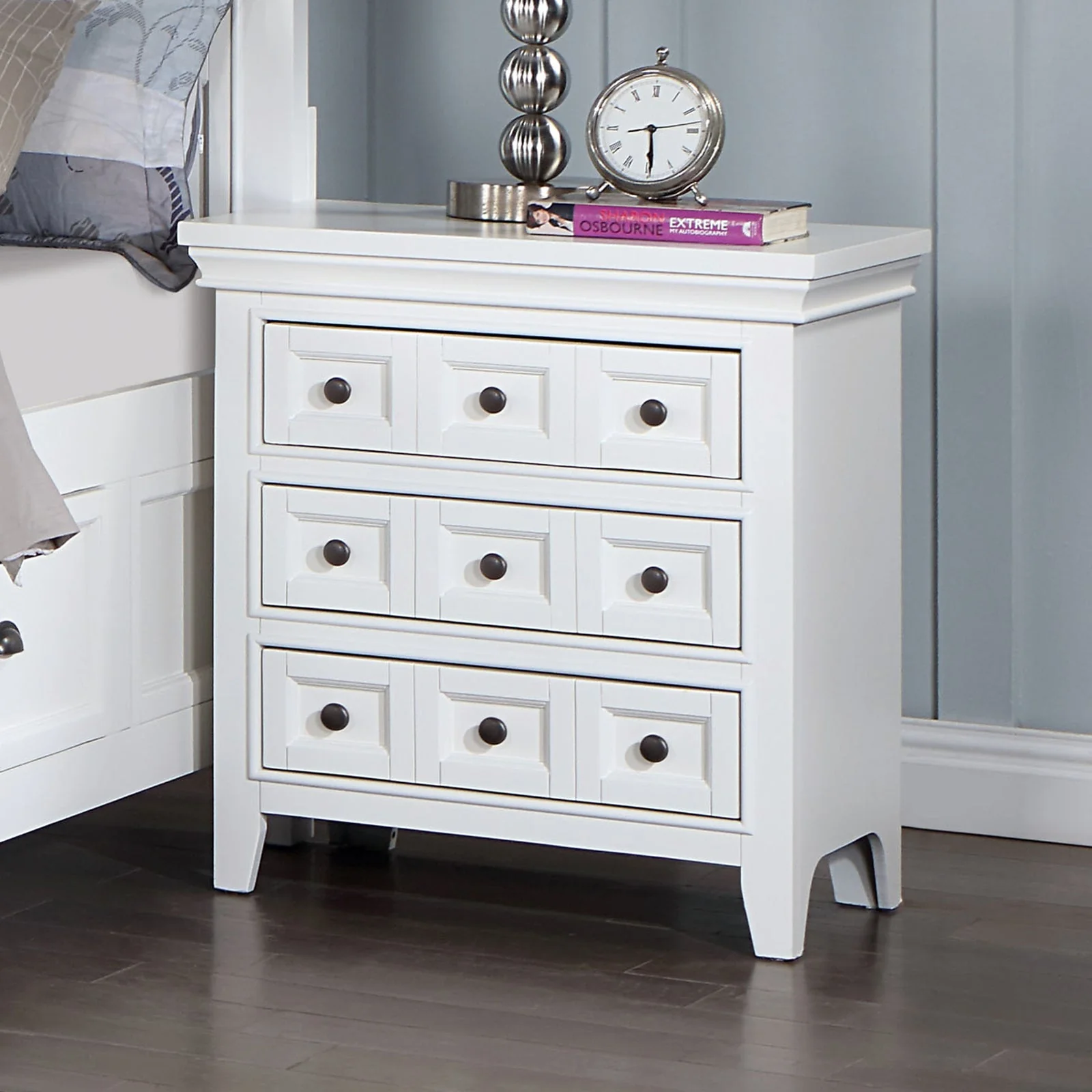 Castile White 4 Pc. Queen Bedroom Set - Image 6