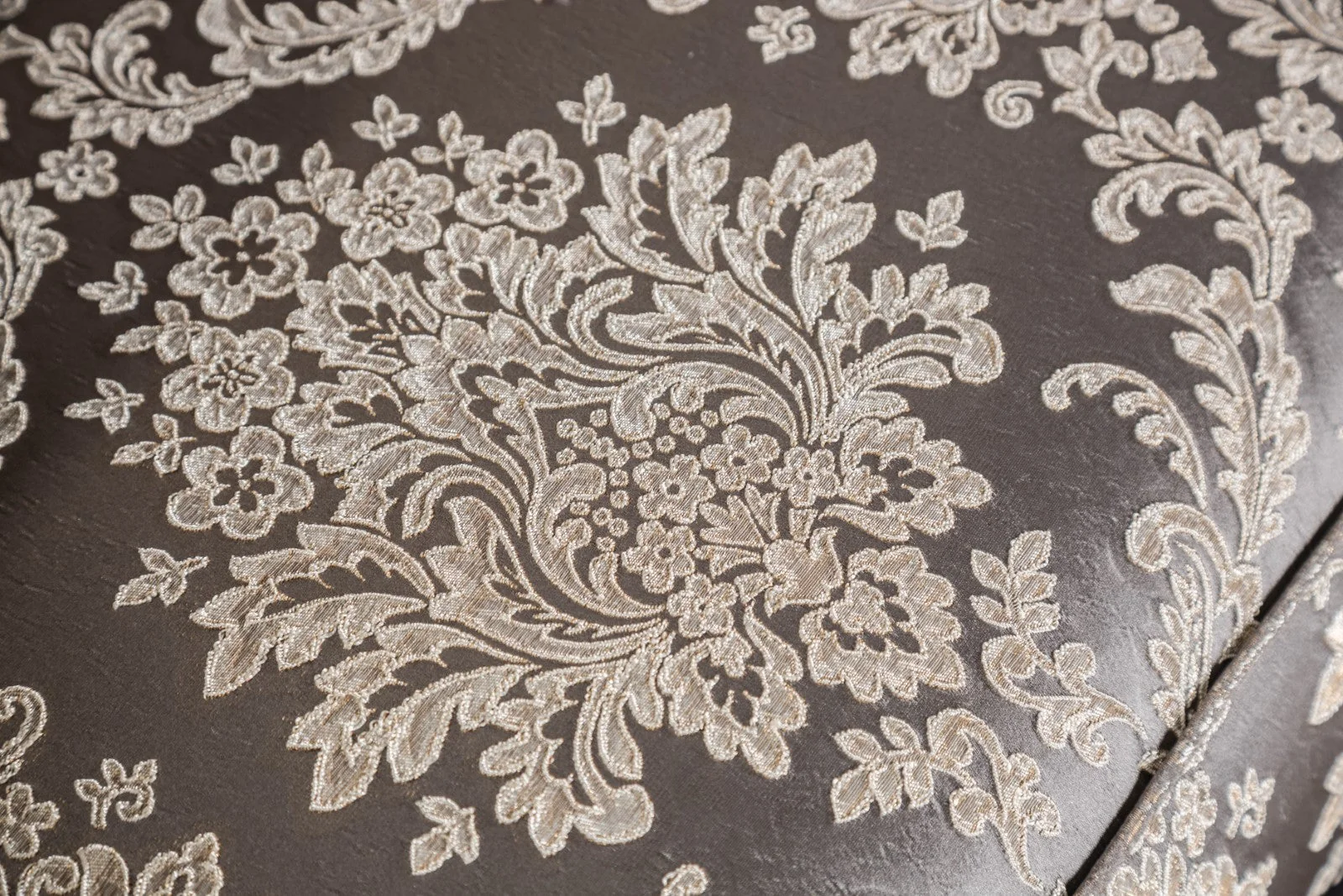 Catalonia Beige/Dark Cherry Loveseat - Image 3