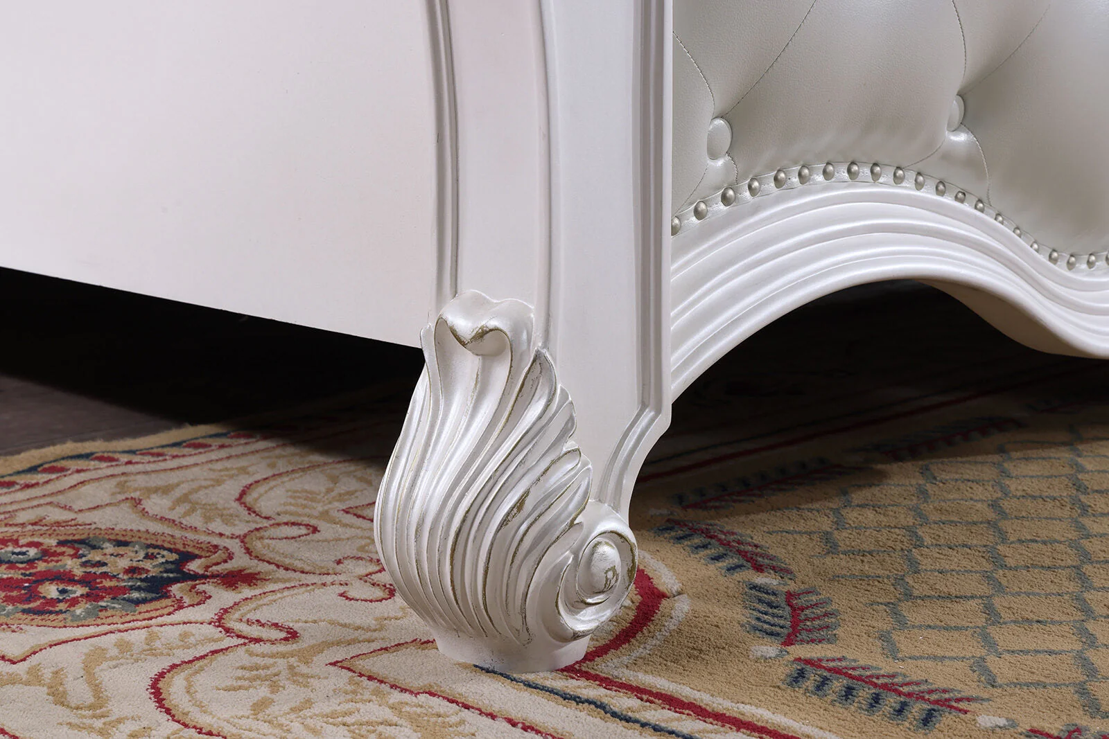 Cremona White Queen Leatherette Bed - Image 5