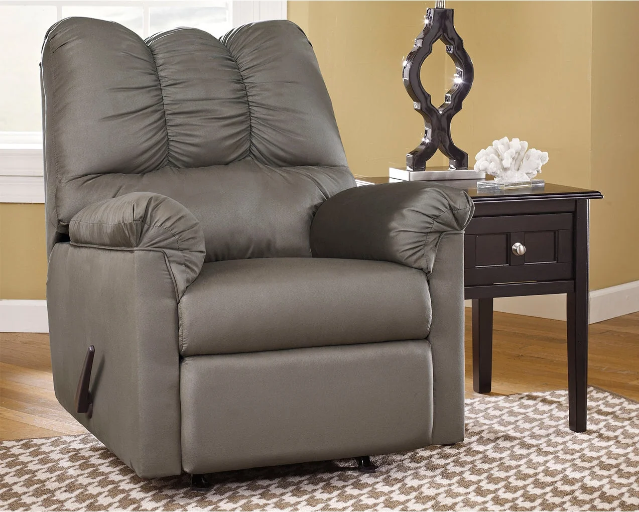Darcy Rocker Recliner - Image 2