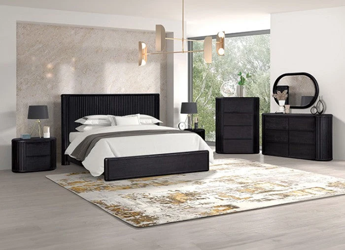 Hildesheim Black Queen Bed - Image 4
