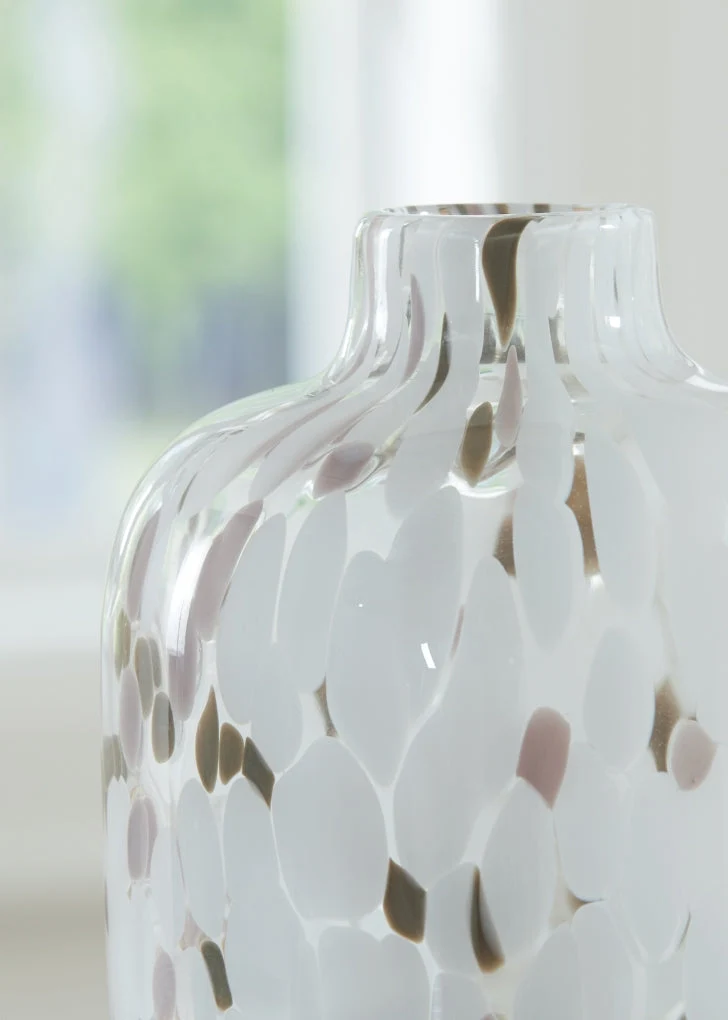 Keelton Vase - Image 6