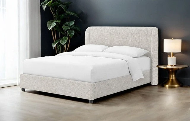 Laverni White Eastern King Bed - Image 2