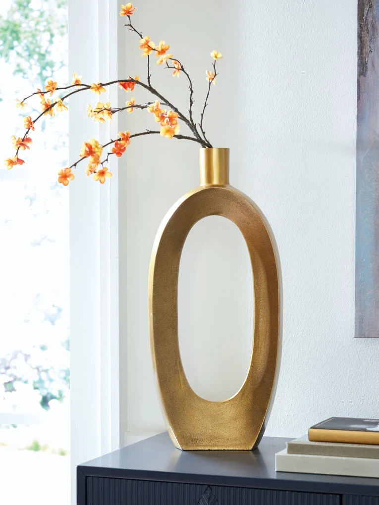 Lawtonville Vase - Image 4