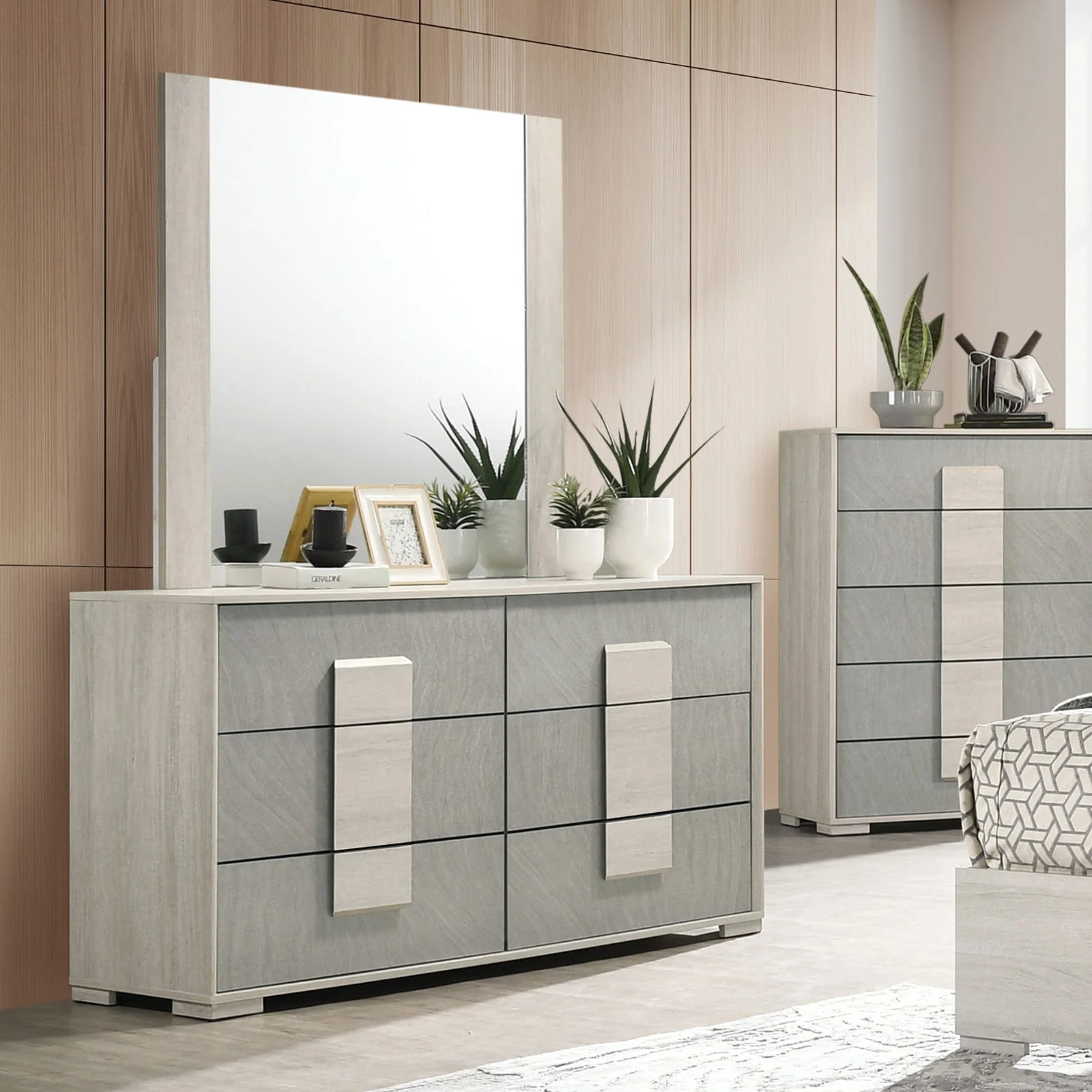 Lincolt Whitewash/Stone Gray Queen 5 Piece Bedroom Set w/Chest - Image 5