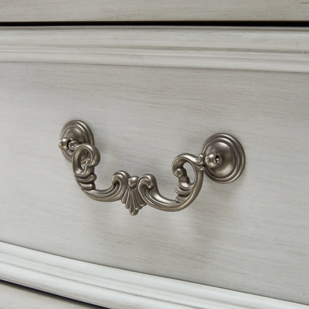 Montelaine Dresser and Mirror - Image 6