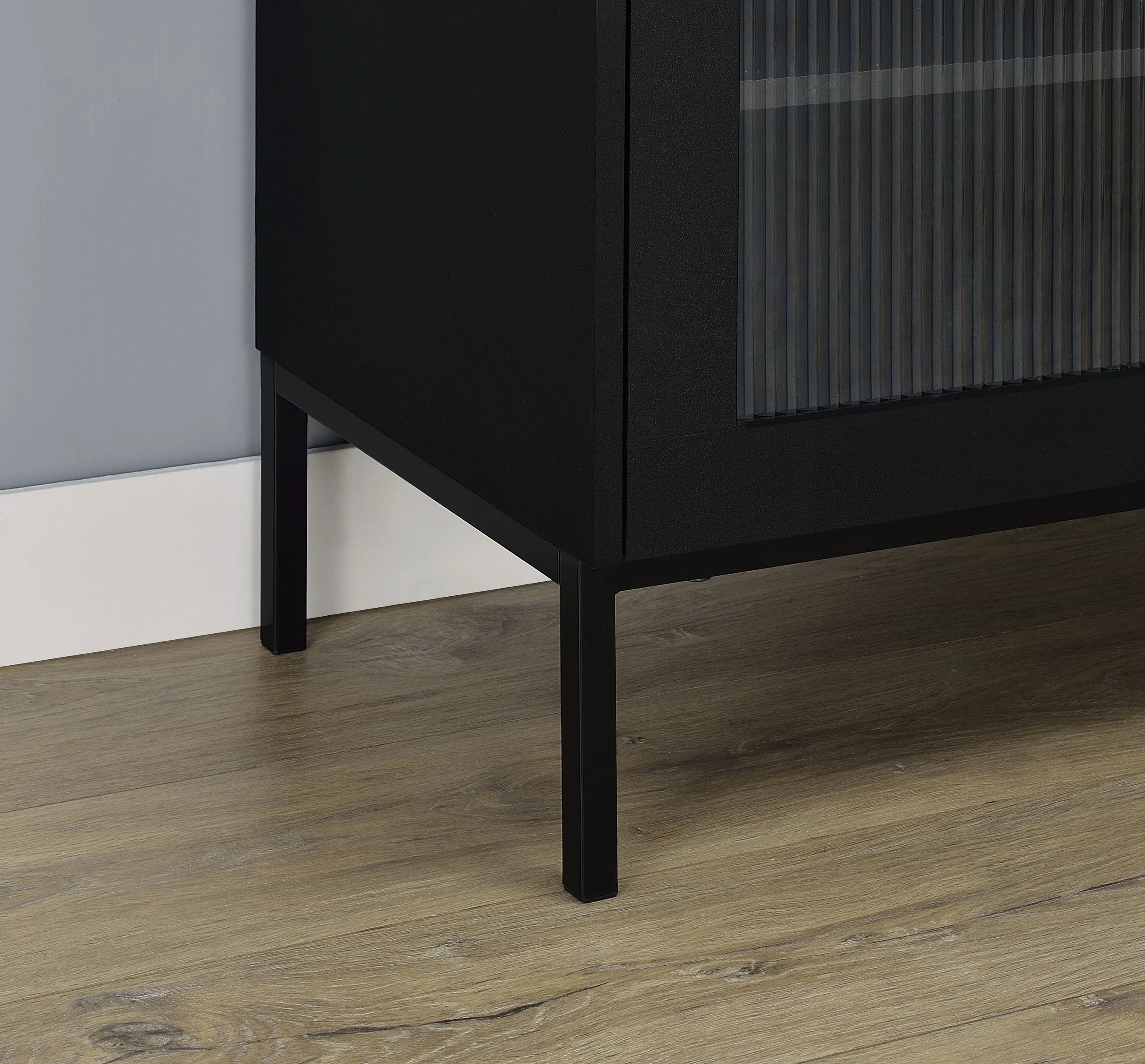 Jess 2-door Arched Fluted Glass Accent Cabinet Black - Image 10