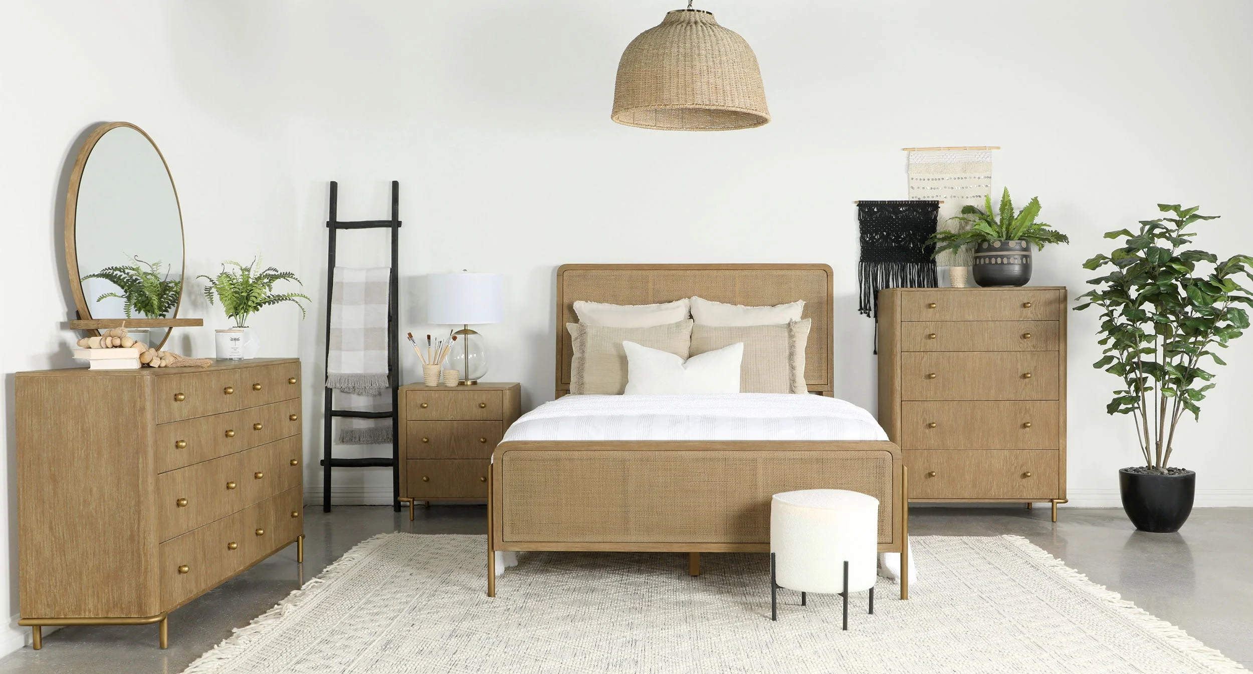 Arini 8-drawer Dresser with Mirror - Image 21