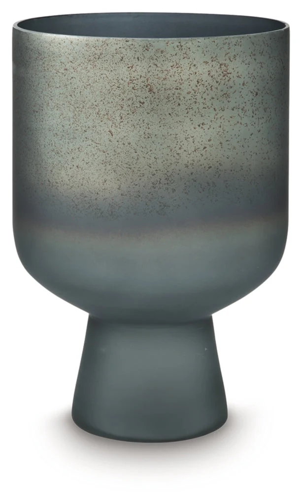 Pennmore Vase - Image 2