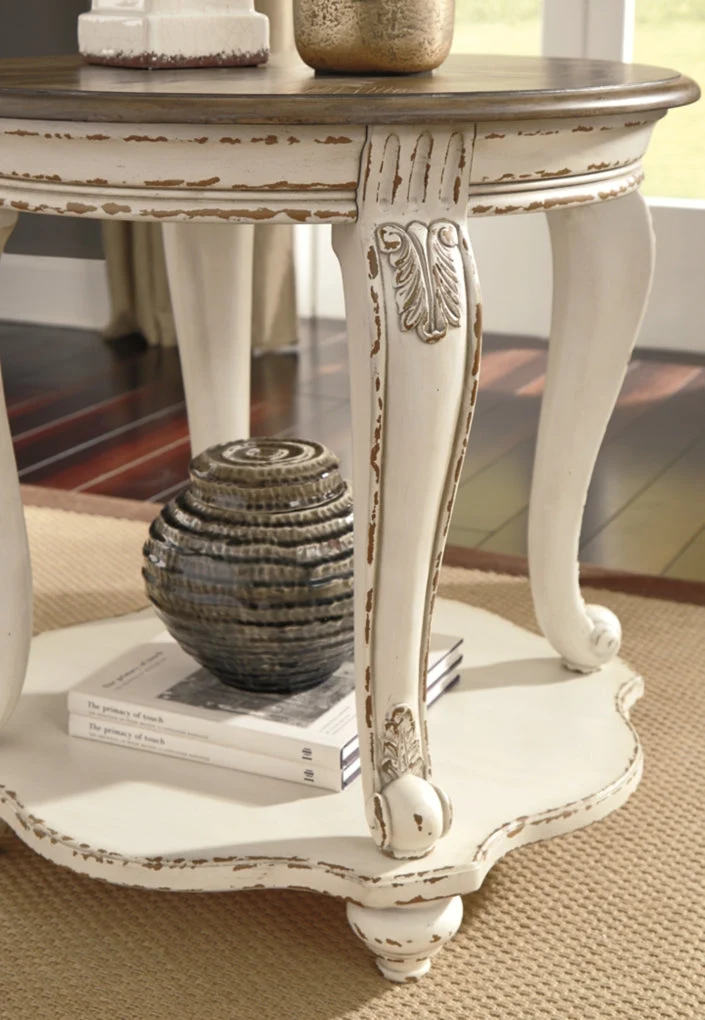 Realyn End Table - Image 15