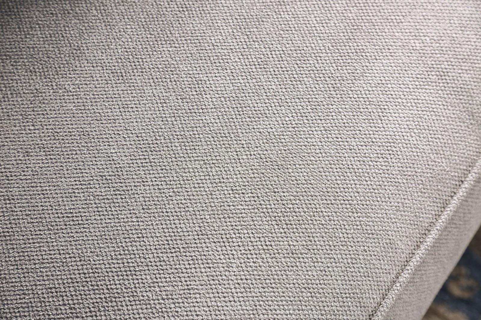 Renesmee Gray & Silver Stationary Loveseat - Image 3