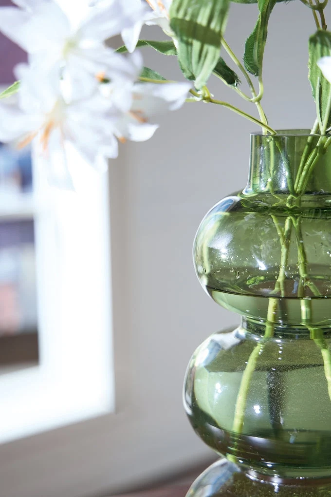 Renethorne Vase - Image 5
