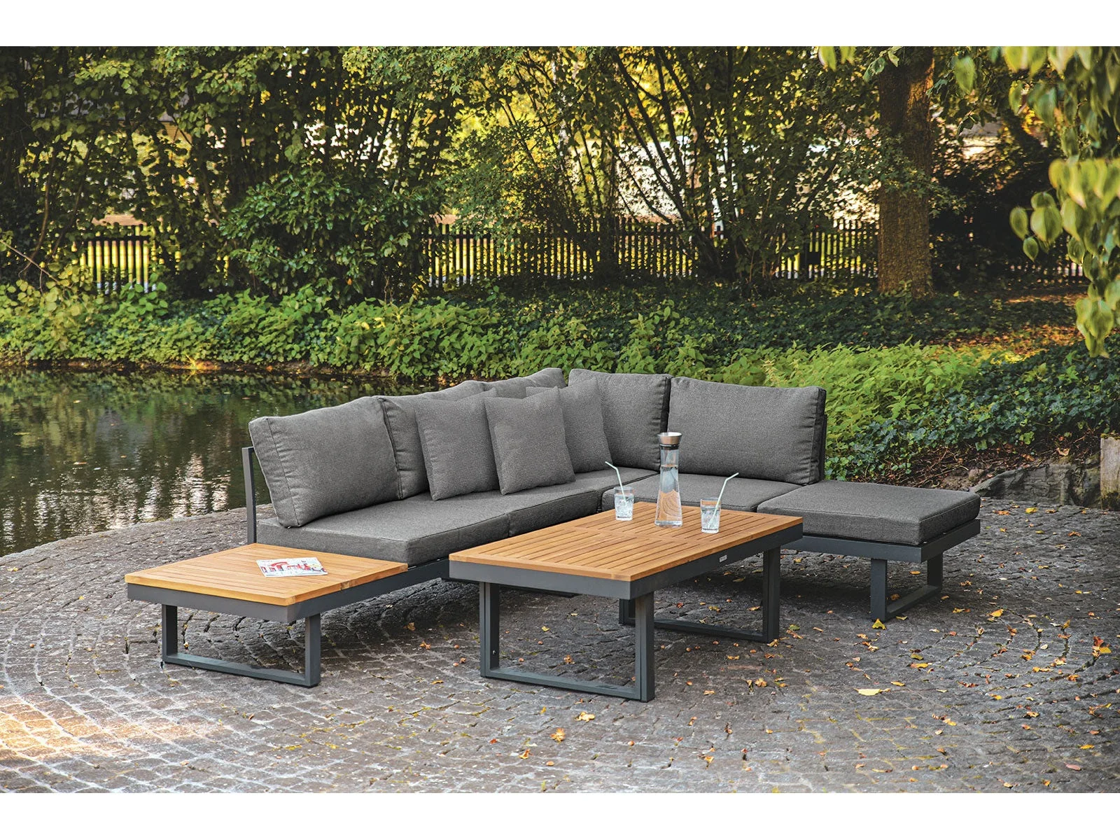 San Jose Gun Metal/Natural/Gray Outdoor Sectional