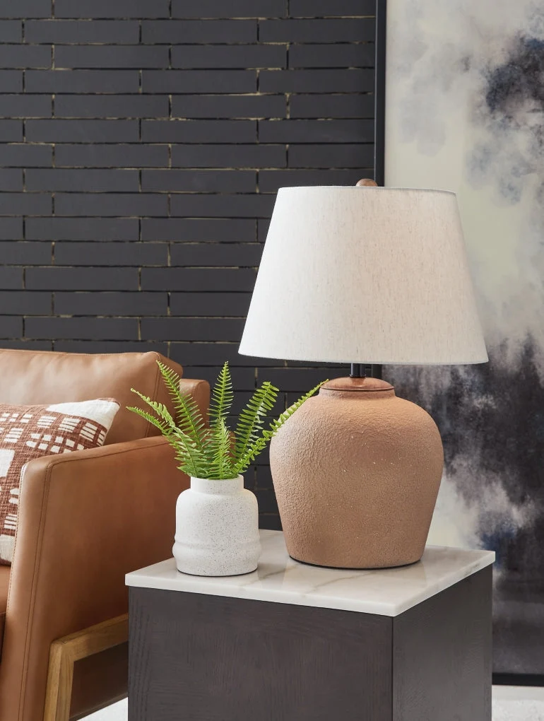 Scantor Metal Table Lamp - Image 2