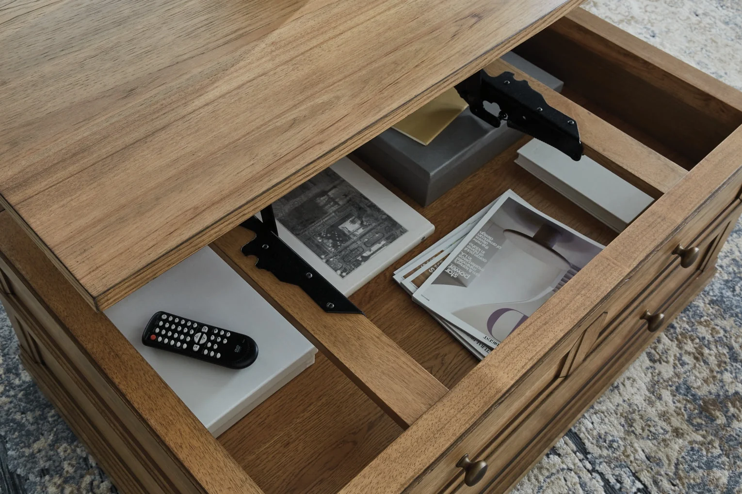 Sharlance Lift Top Cocktail Table - Image 9