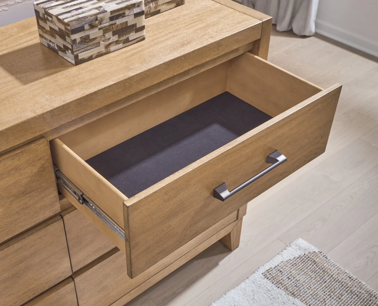 Sherbana Dresser & Chest - Image 11