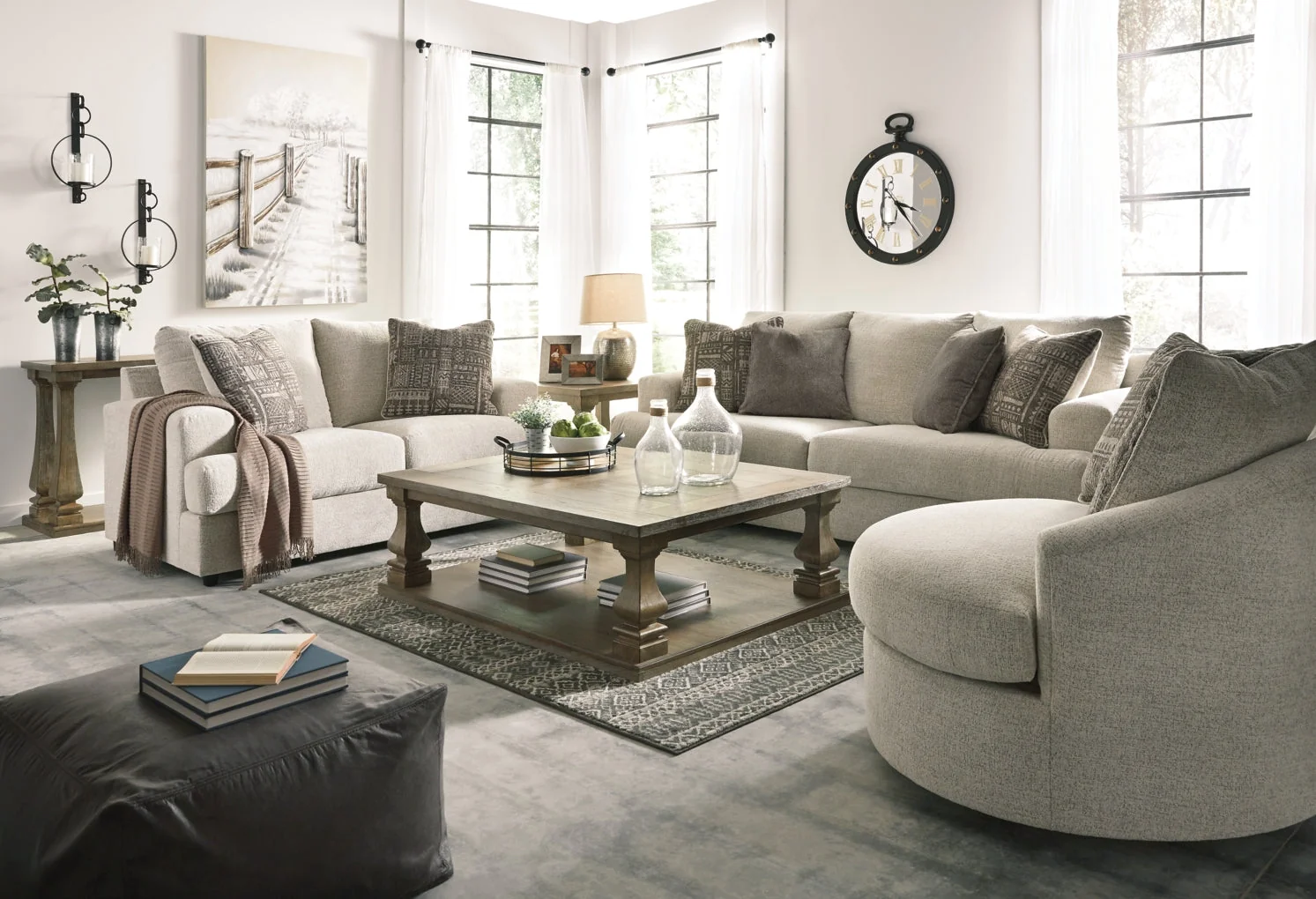 Soletren Living Room Set - Image 5