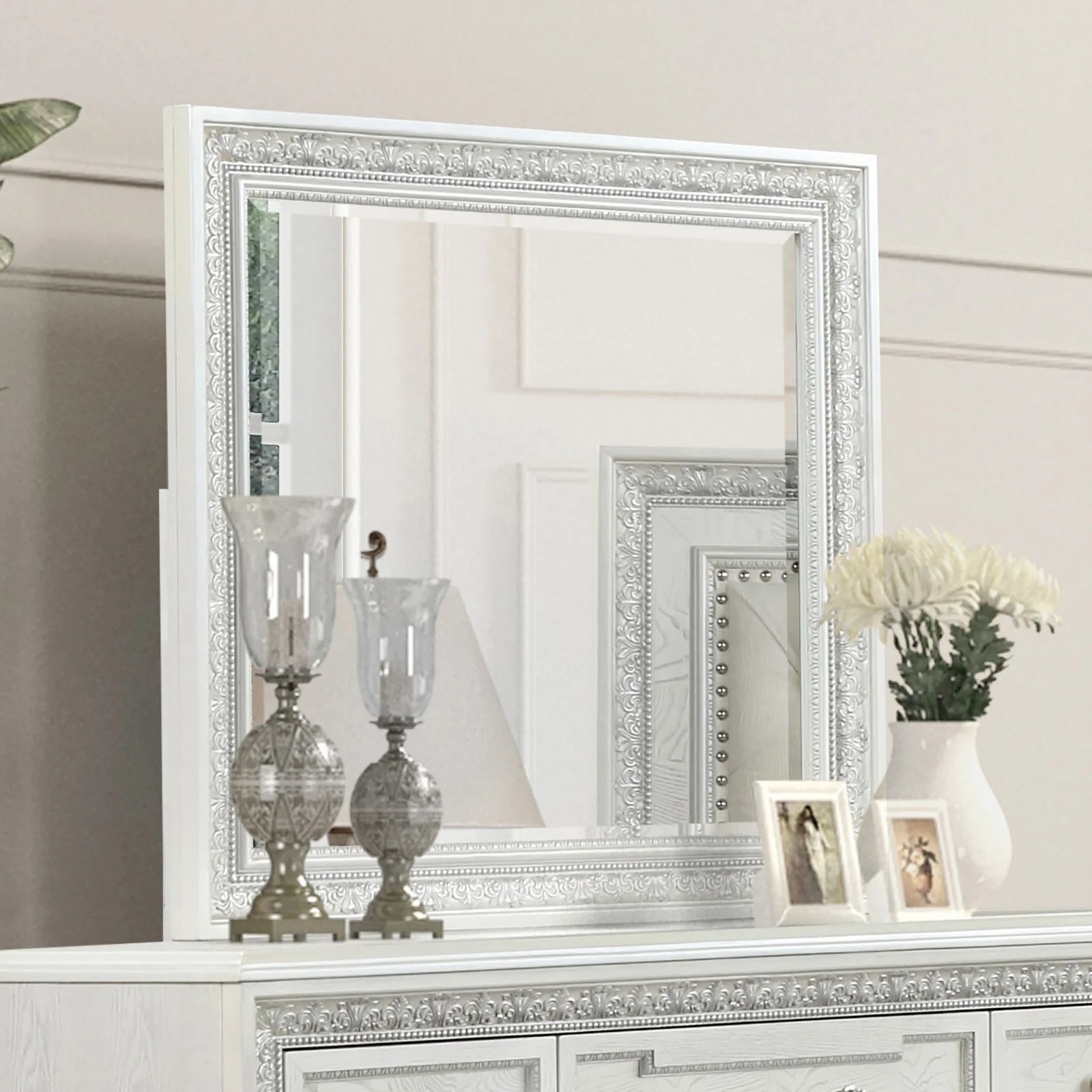 Stella Mia Creamy White Queen Full 5 Piece Bedroom Set w/Chest - Image 6