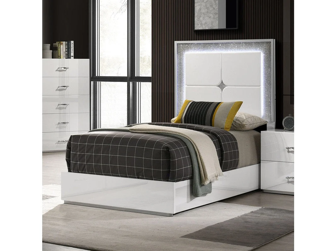Stoholm White Twin Bed