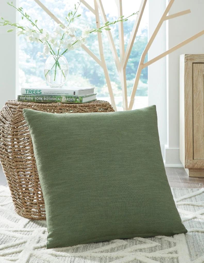 Thaneville Pillow - Image 4