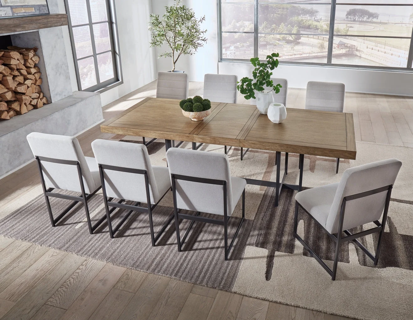 Tomtyn Dining Set (Up to 8 Chairs) - Image 9