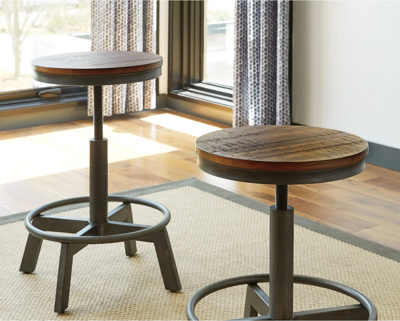 Torjin Swivel Stool - Image 2