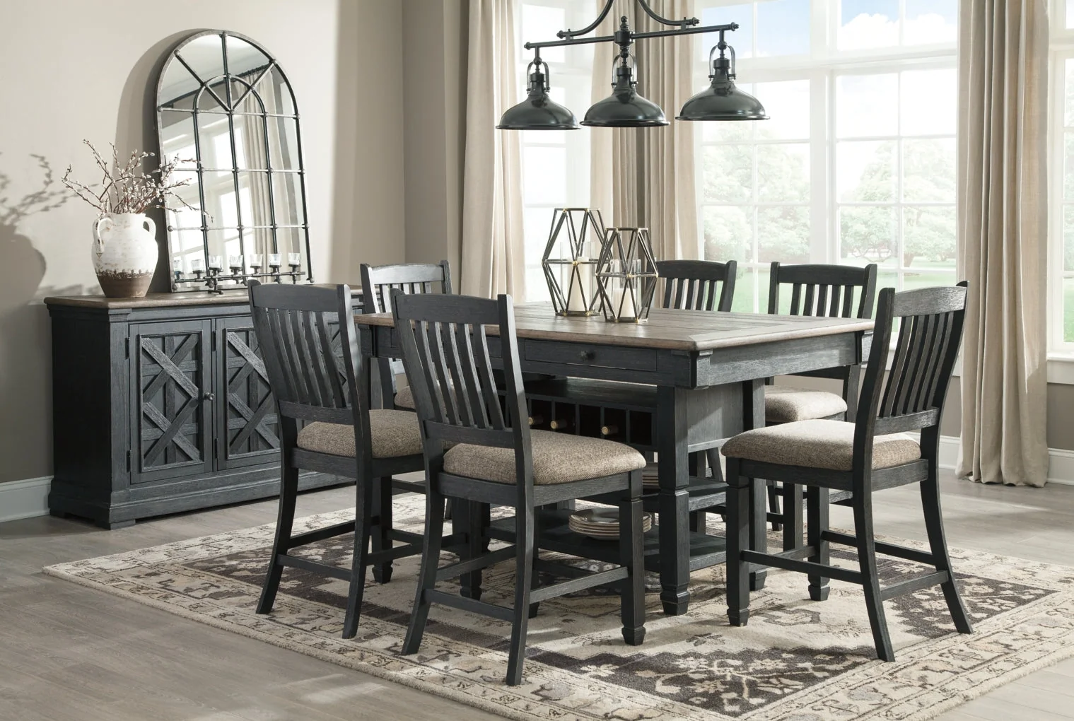 Tyler Creek Dining Room Server - Image 3
