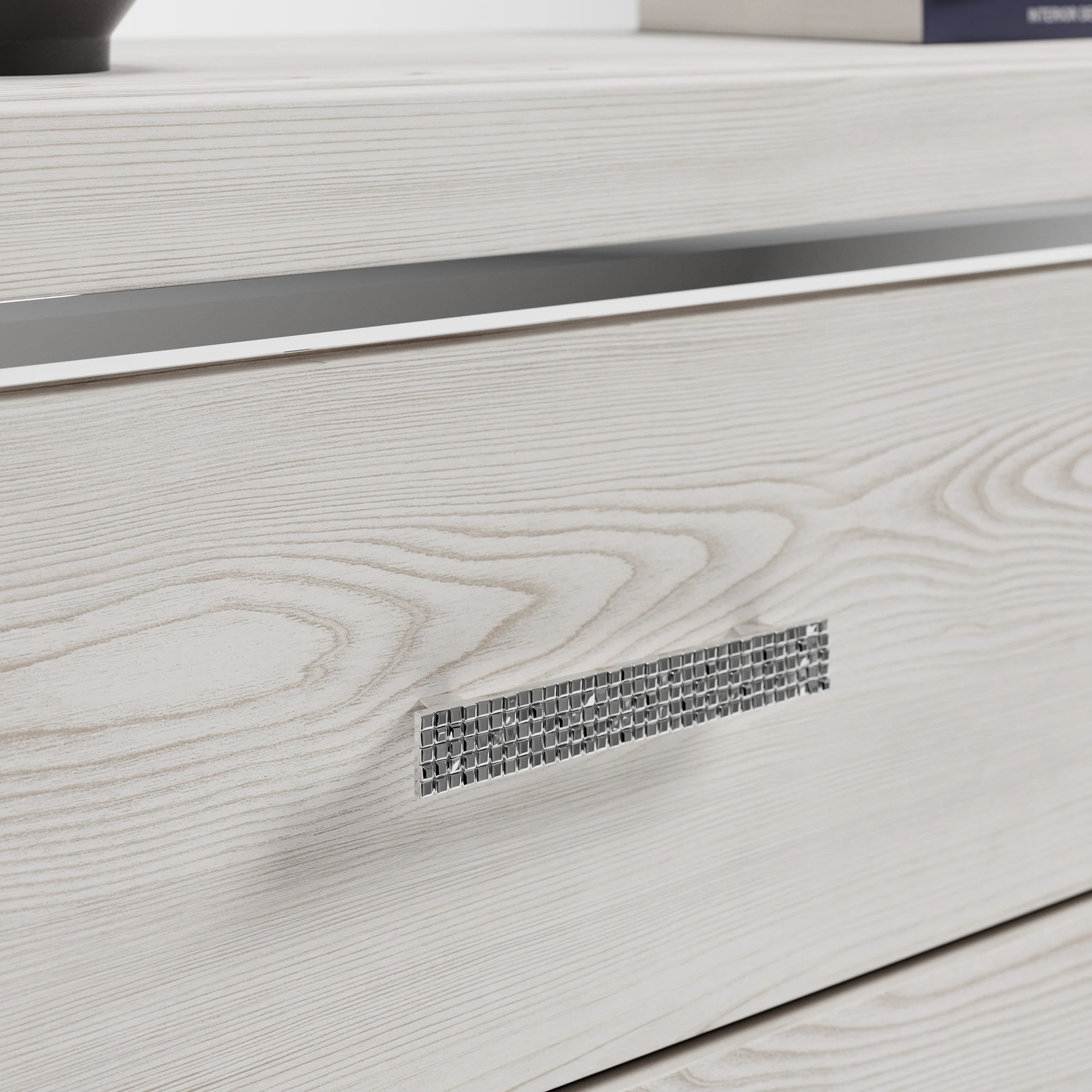 Tyra Dresser - Image 4